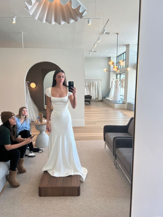 Elegant White Square Neck Long Wedding Dresses
