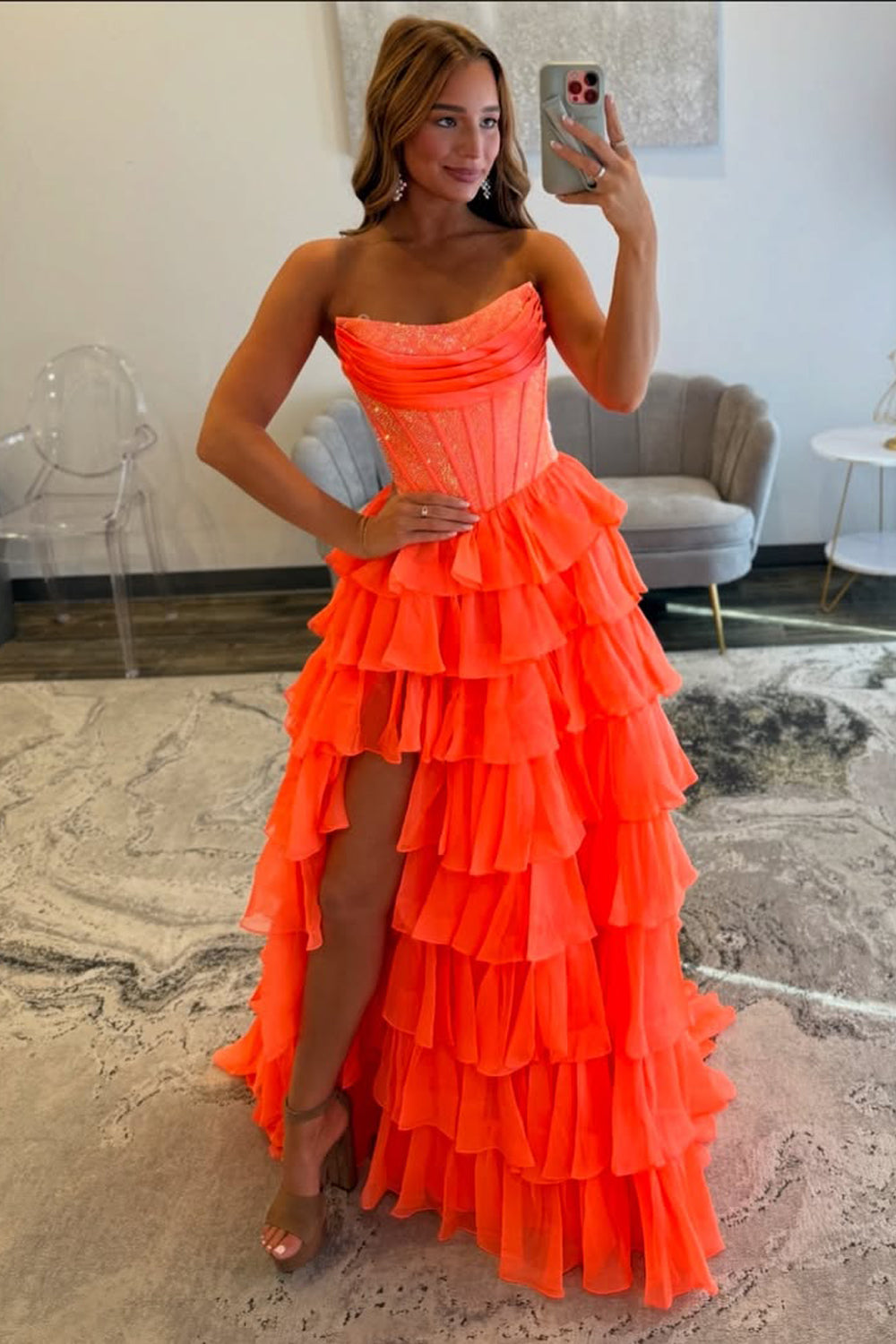 Gorgeous A Line Strapless Daffodial Tiered Chiffon Prom Evening Dresses with Hot Stone