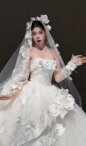Gorgeous Ball Gown Strapless Satin Tulle Applique With Sleeves Veil Long Wedding Dresses