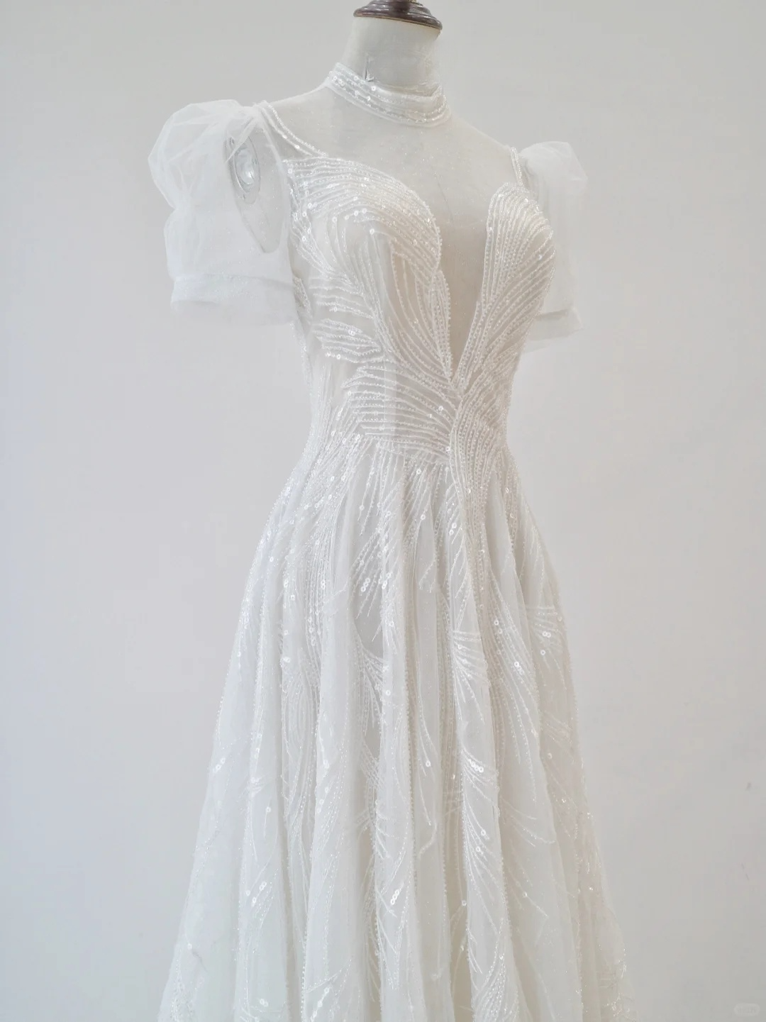 Princess A Line Tulle Sequin Blackless Short Sleeves Long Wedding Dresses
