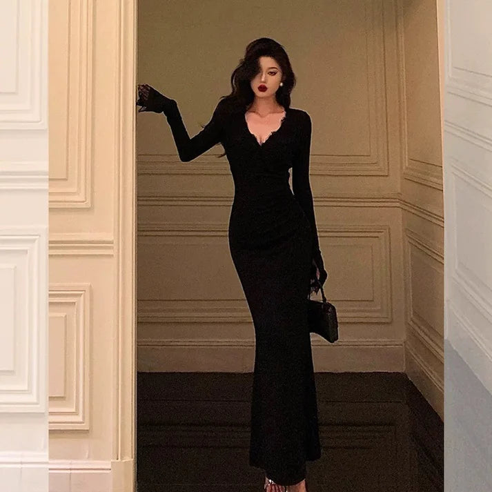 Classy Mermaid V Neckline Long Sleeves Black Prom Dresses Birthday Outfits , LTP3596