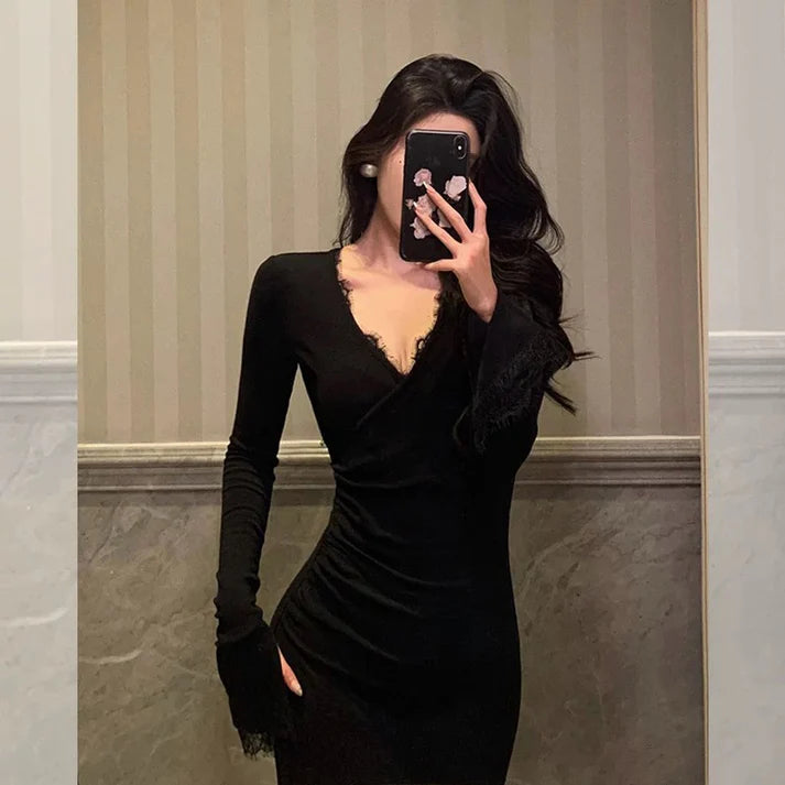 Classy Mermaid V Neckline Long Sleeves Black Prom Dresses Birthday Outfits , LTP3596