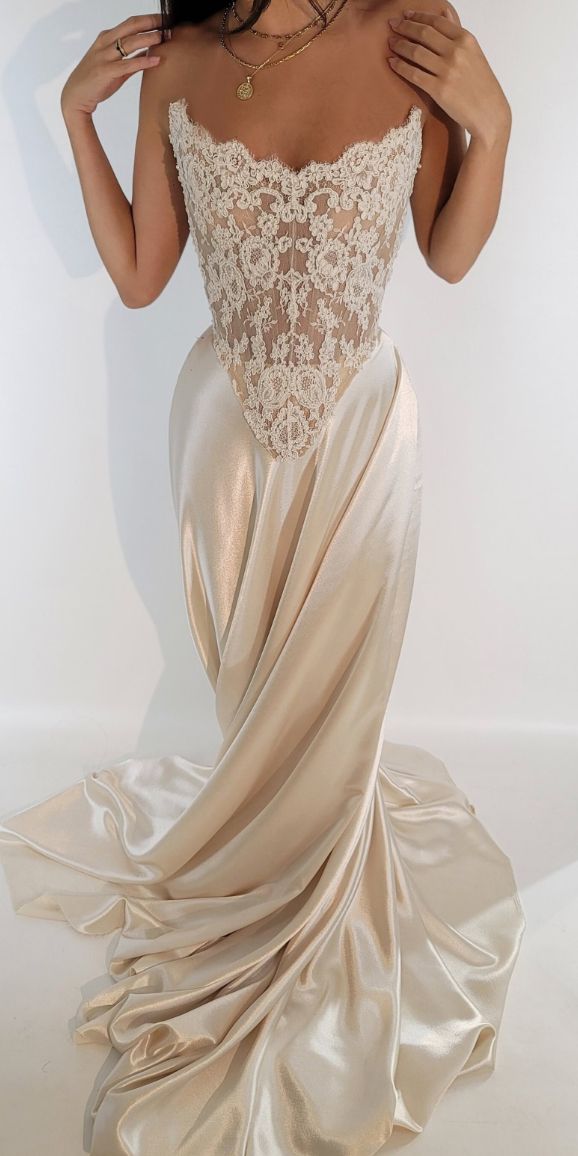 Light Champagne Mermaid Wedding Dresses Lace Applique Strapless Bridal Gown,LTP3809