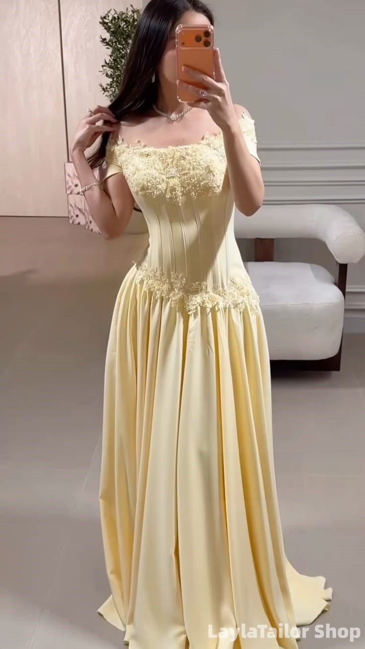 Pastel Yellow Off The Shoulder Appliques Chiffon Prom Dresses LTP82754