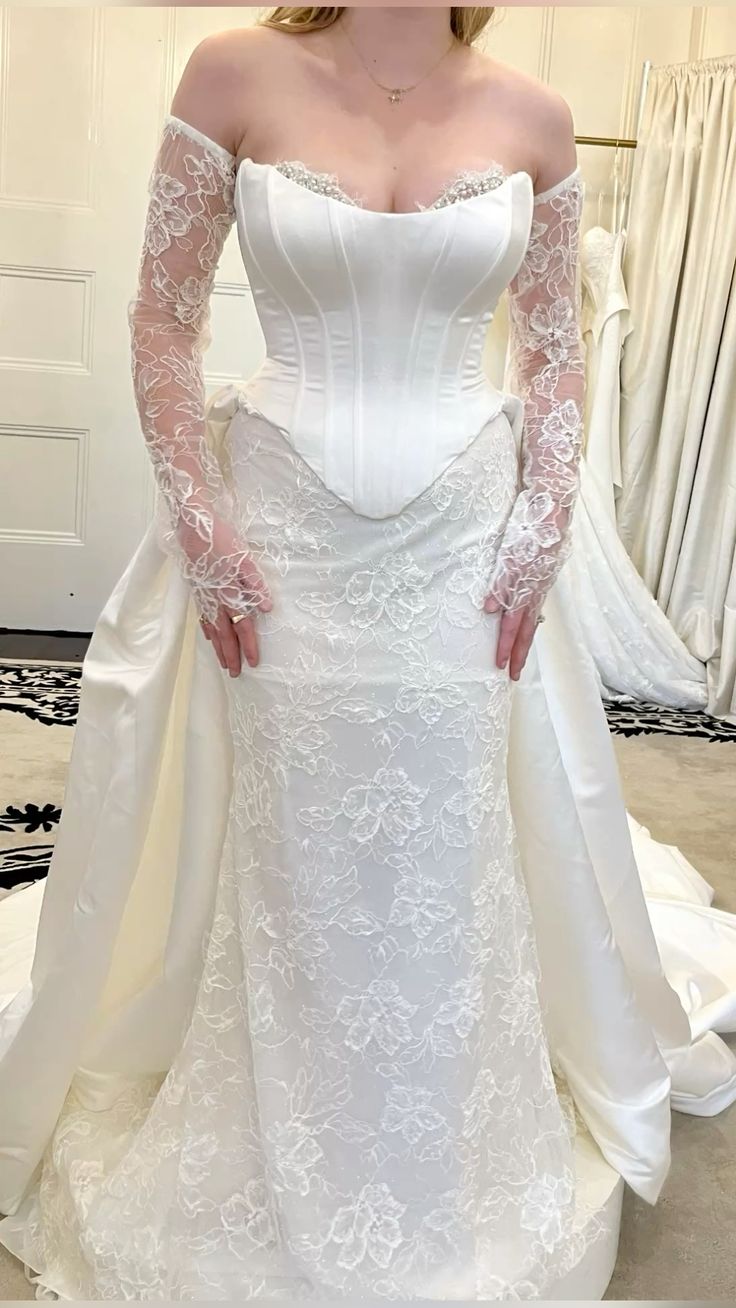 Vintage Ivory Lace Mermaid Wedding Dresses Beach Wedding Gown Full Length Bridal Party Dress,LTP4252