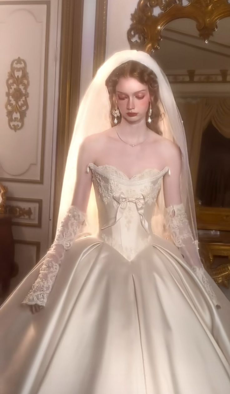 Vintage Wedding Dresses Appliques Lace Satin Bridal Gown,LTP4198
