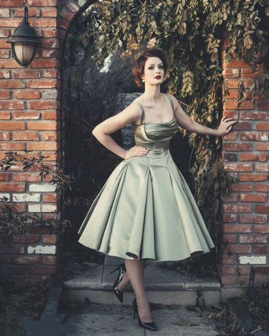 Pretty Vintage 1950S Celebrating Dress A-Line Satin Homecoming Dress