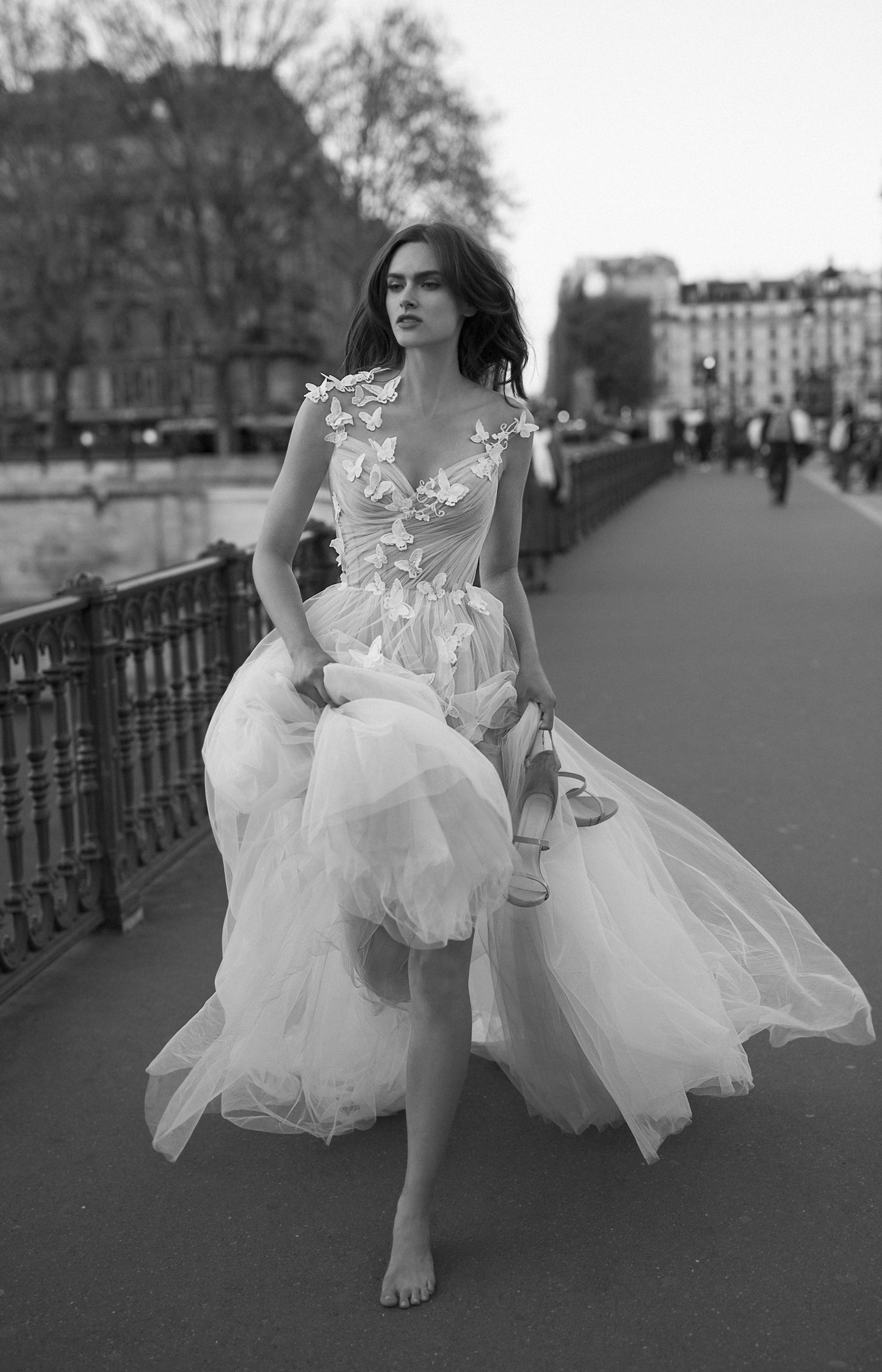 LTP1011,Sweet & Fairy Ball Gown Tulle One Shoulder Wedding Dresses with Butterfly