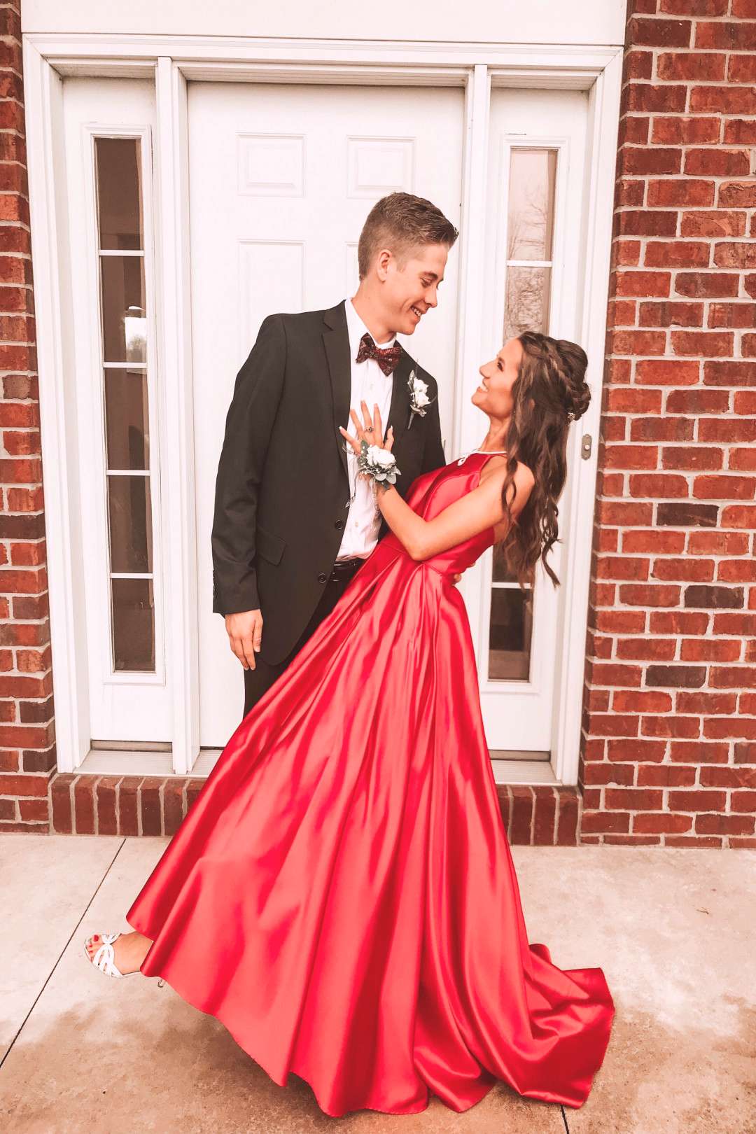 LTP0836,Red prom dress halter beaded prom dresses a-line satin evening Laylatailor Shop LTP0836,Red prom dress halter beaded prom dresses a-line satin evening Laylatailor Shop