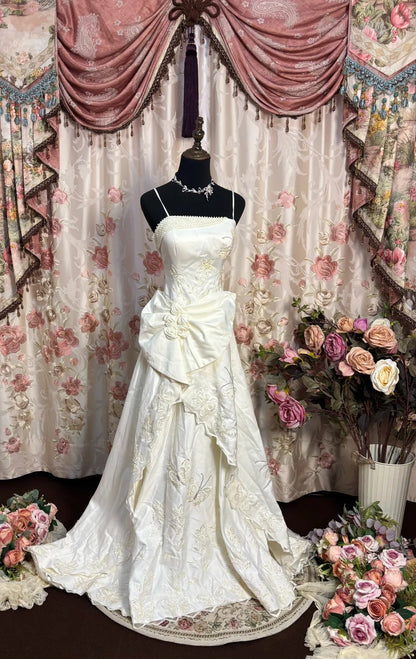 Spaghetti Straps Long Elegant Wedding Dresses Princess Bridal Gown