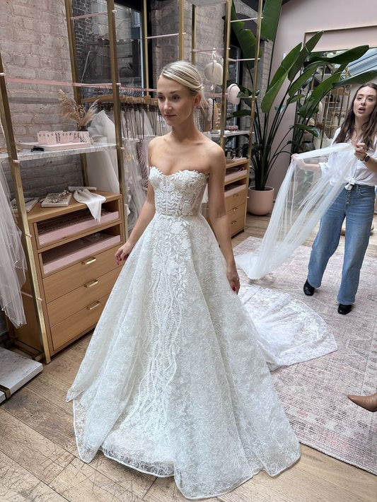Vintage Strapless Lace Long Wedding Dresses Bridal Gown