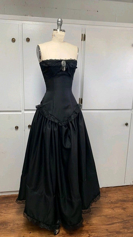 Black Strapless Vintage Formal Long Prom Dress Evening Dress