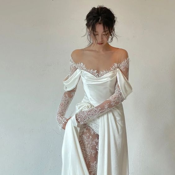 LTP1830,Brilliant Ivory Silk Satin Lace Wedding Dresses, Unique Design Good Quality Wedding Gown