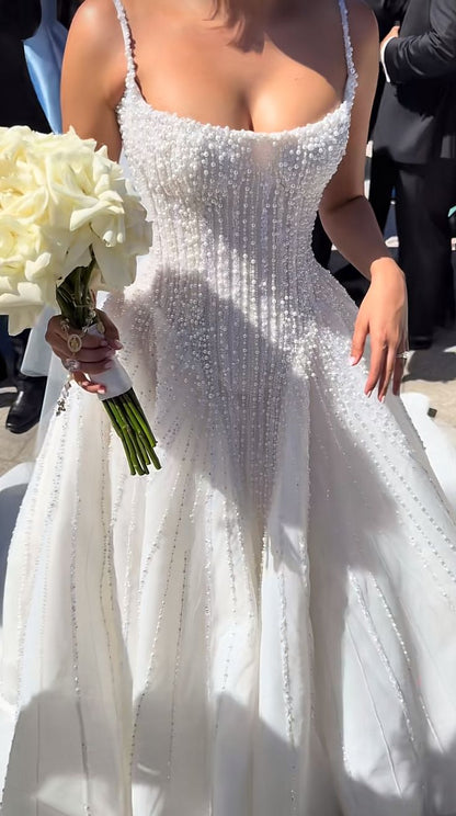 Luxury Wedding Dresses, Sleeveless Beaded A-line Bridal Gowns