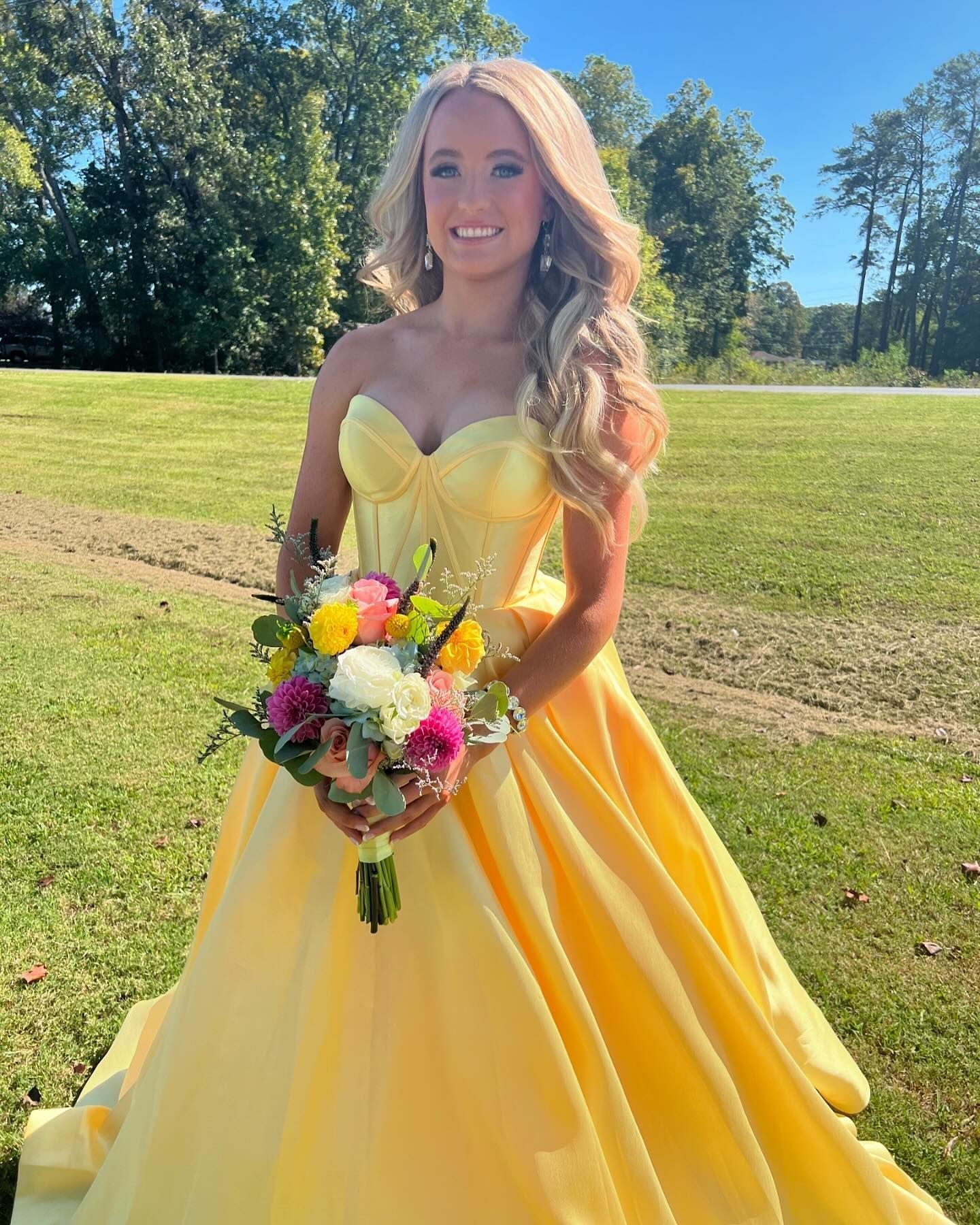 Sweetheart Green Satin A-line Long Formal Gown