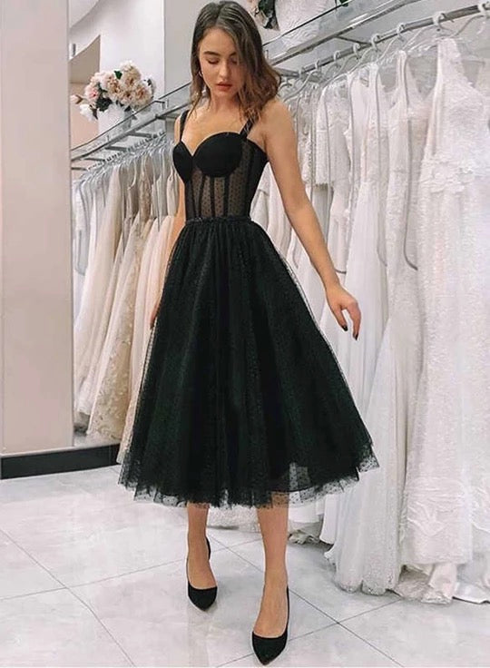 Black tulle sweetheart short prom dress with simple elegant design and cocktail length