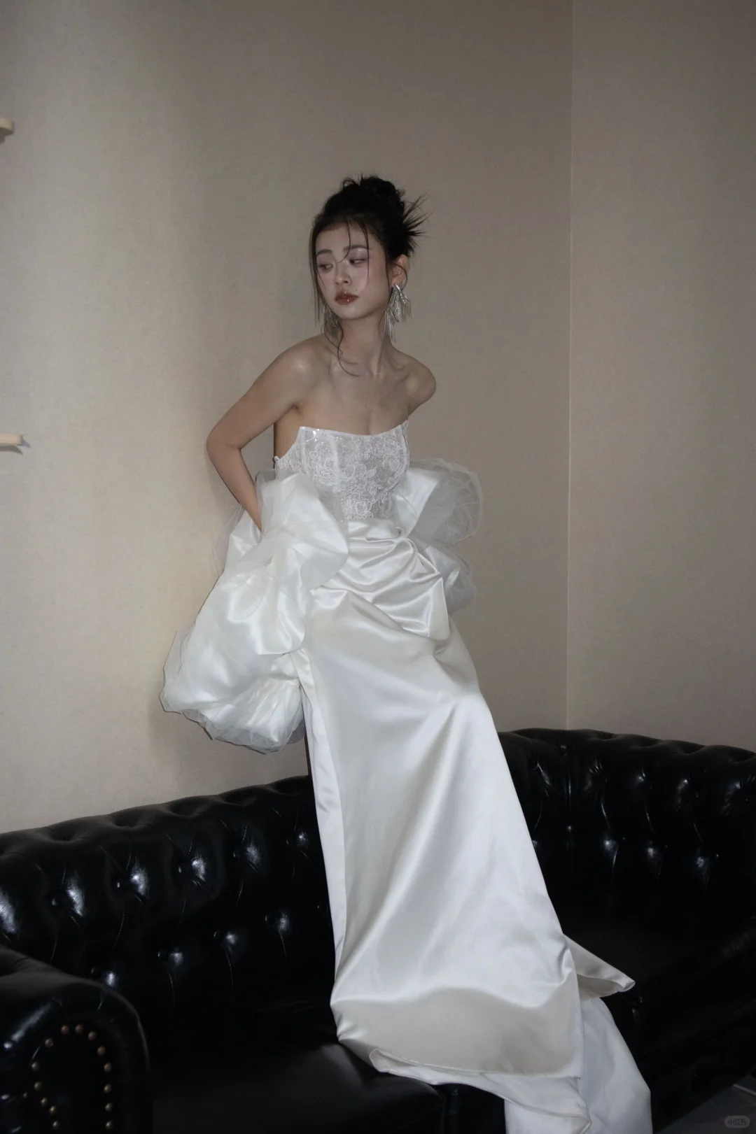 Elegant Mermaid Strapless Satin Lace Sequin Long Wedding Dresses