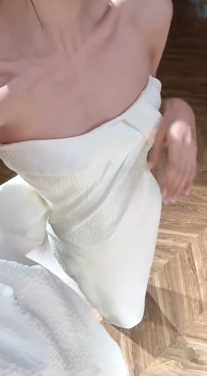 Chic Mermaid Strapless Satin Long Wedding Dresses