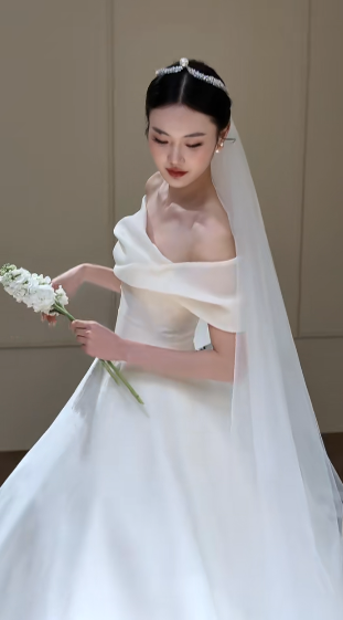Elegant Ball Gown Off The Shoulder Satin With Veil Long Wedding Dresses