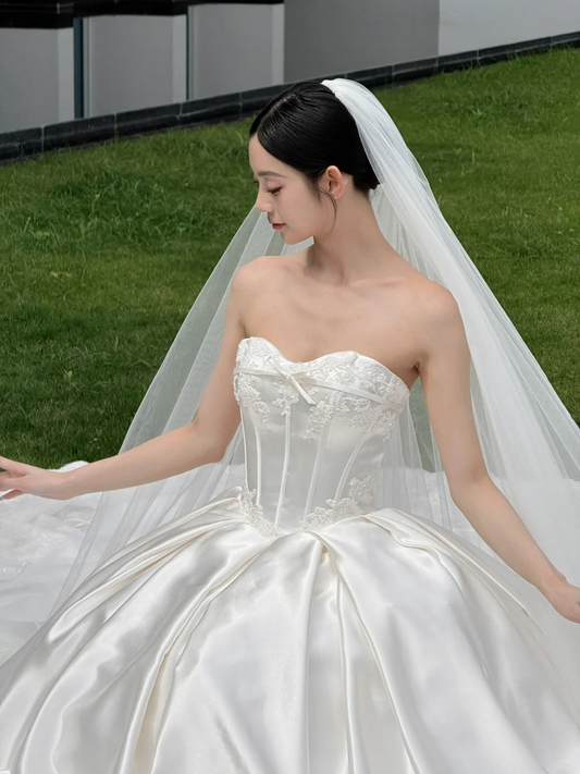 Elegant Ball Gown Strapless Satin Lace With Veil Long Wedding Dresses