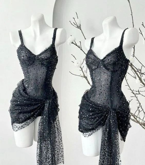 Sexy A-Line Straps Black Mini Tulle Homecoming Dress