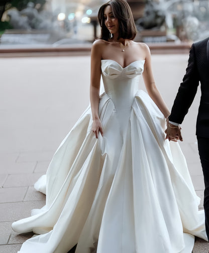Charming Ivory Sweetheart Wedding Dresses A-line Satin Bridal Gown,LTP4012