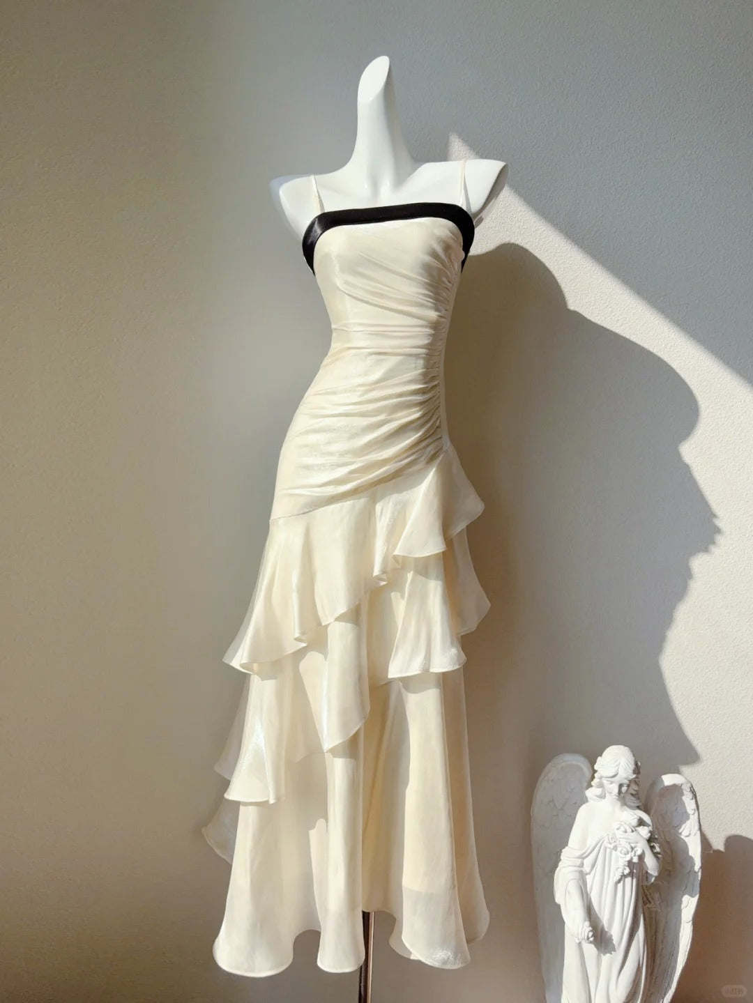 Vintage-Inspired Birthday Party Dresses Under $160🤍White Ruffled Layered Fairytale Graduation Prom Dresses