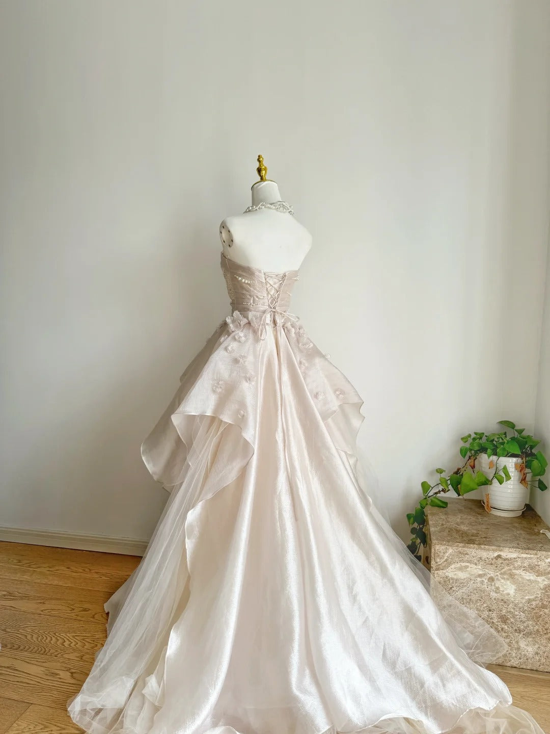 Sweet Pink A-line Tulle Satin  Long Prom Dresses Strapless Applique Wedding Dresses