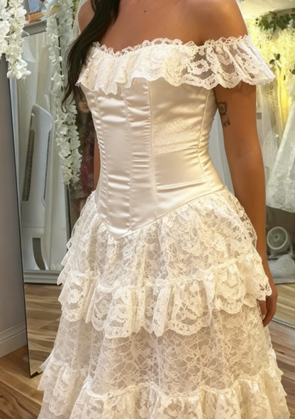 Elegant Ivory Off Shoulder Prom Dresses Tulle Lace A-line Wedding Dress