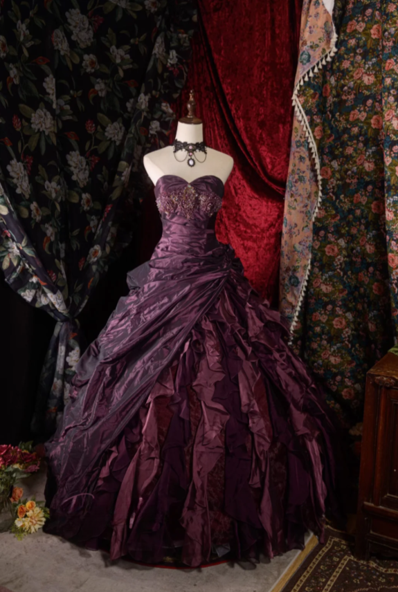 Cute Sweetheart A-Line Long Prom Dresses Satin Grape Quinceanera Dresses Sleeveless Sweet 16 Dress