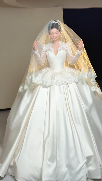 Timeless A-Line White Wedding Dress Satin V-neck Bridal Gown Long Sleeves Bridal Dresss
