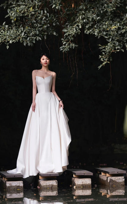 Timeless White Wedding Dress Satin Spaghetti Straps A-Line Bridal Gown Sleeveless Bridal Dresss