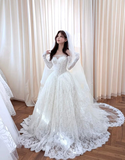 Elegant White Wedding Dress A-Line Lace Off-shoulder Bridal Gowns Long Sleeves Bridal Dress