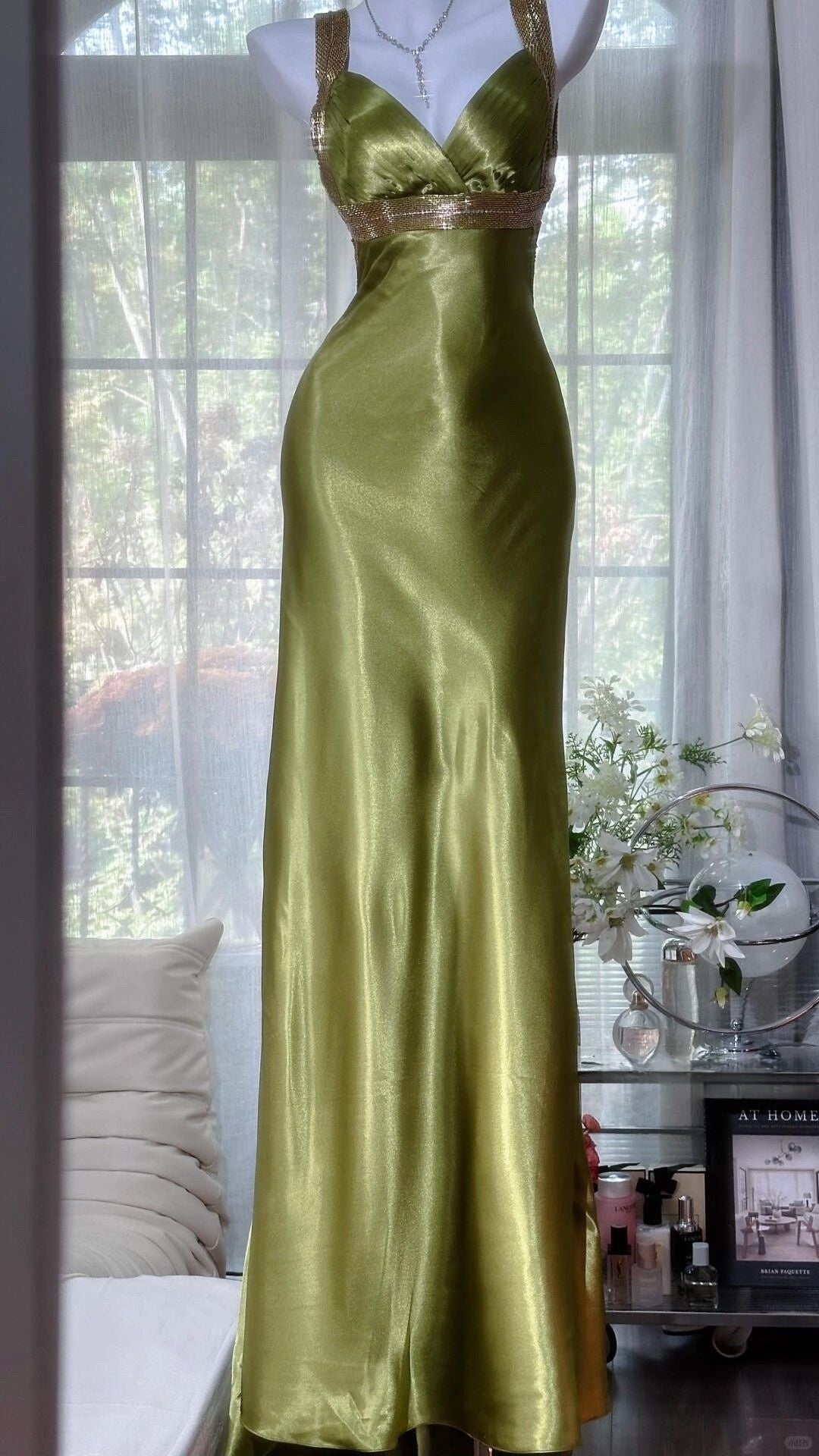 High Quality Green Sheath Satin Graduation Prom Dress,LTP4209