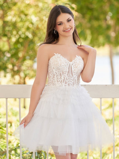 A-Line Sweetheart Lace Short Homecoming Dress
