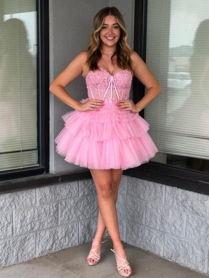 A-Line Sweetheart Lace Short Homecoming Dress