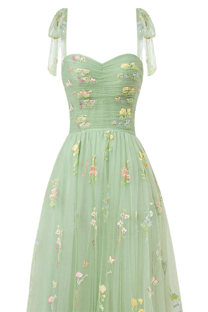 Charming Embroidery Floral Prom Dress Sweetheart Tulle Party Gown