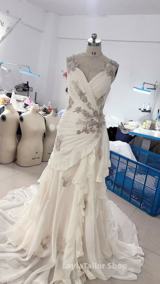 LaylaTailor Shop Ivory Vintage Floral Long Tulle Ball Gown Wedding Dress,LTP3684