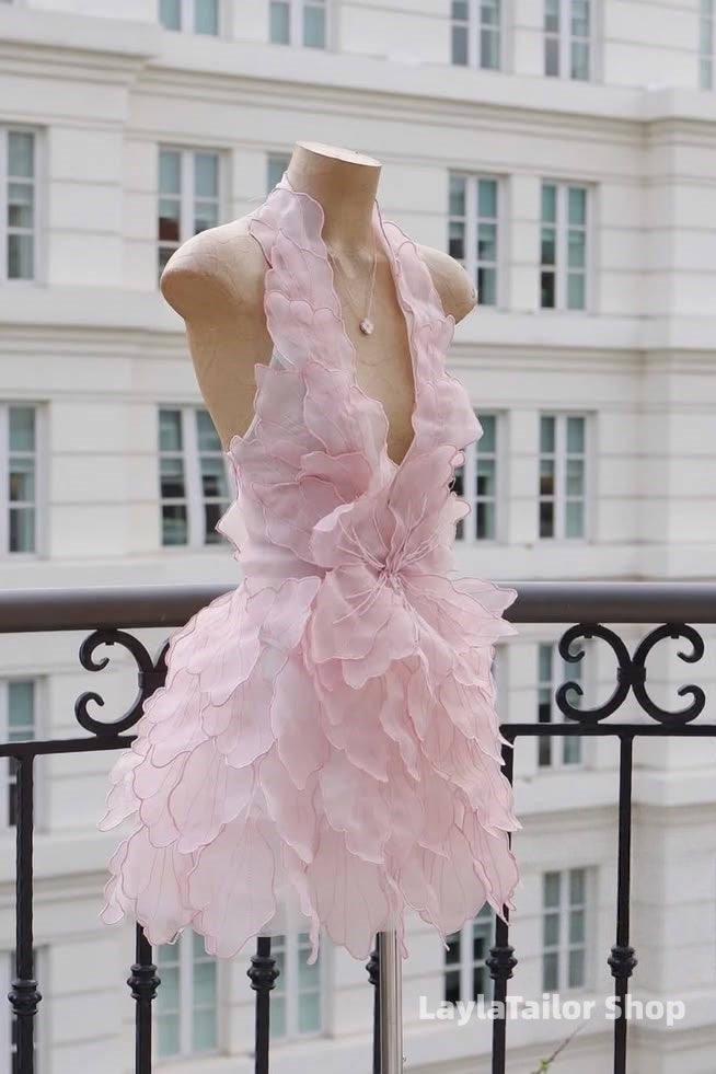 Light Pink Halter Floral Ruffles Homecoming Dresses