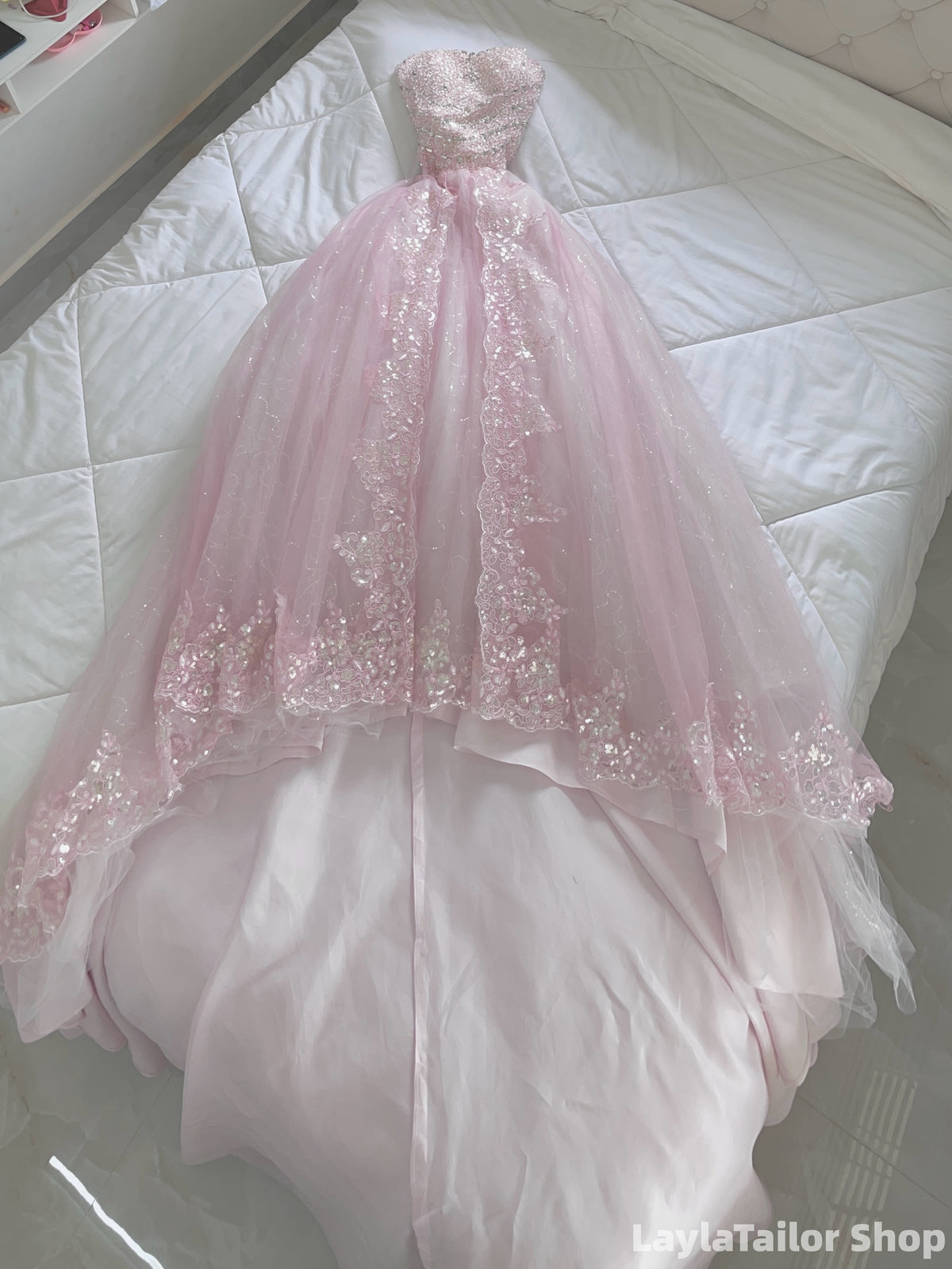 Luxury Pink Beaded Appliques Lace Tulle 17th Birthday Party Dresses LTP82695