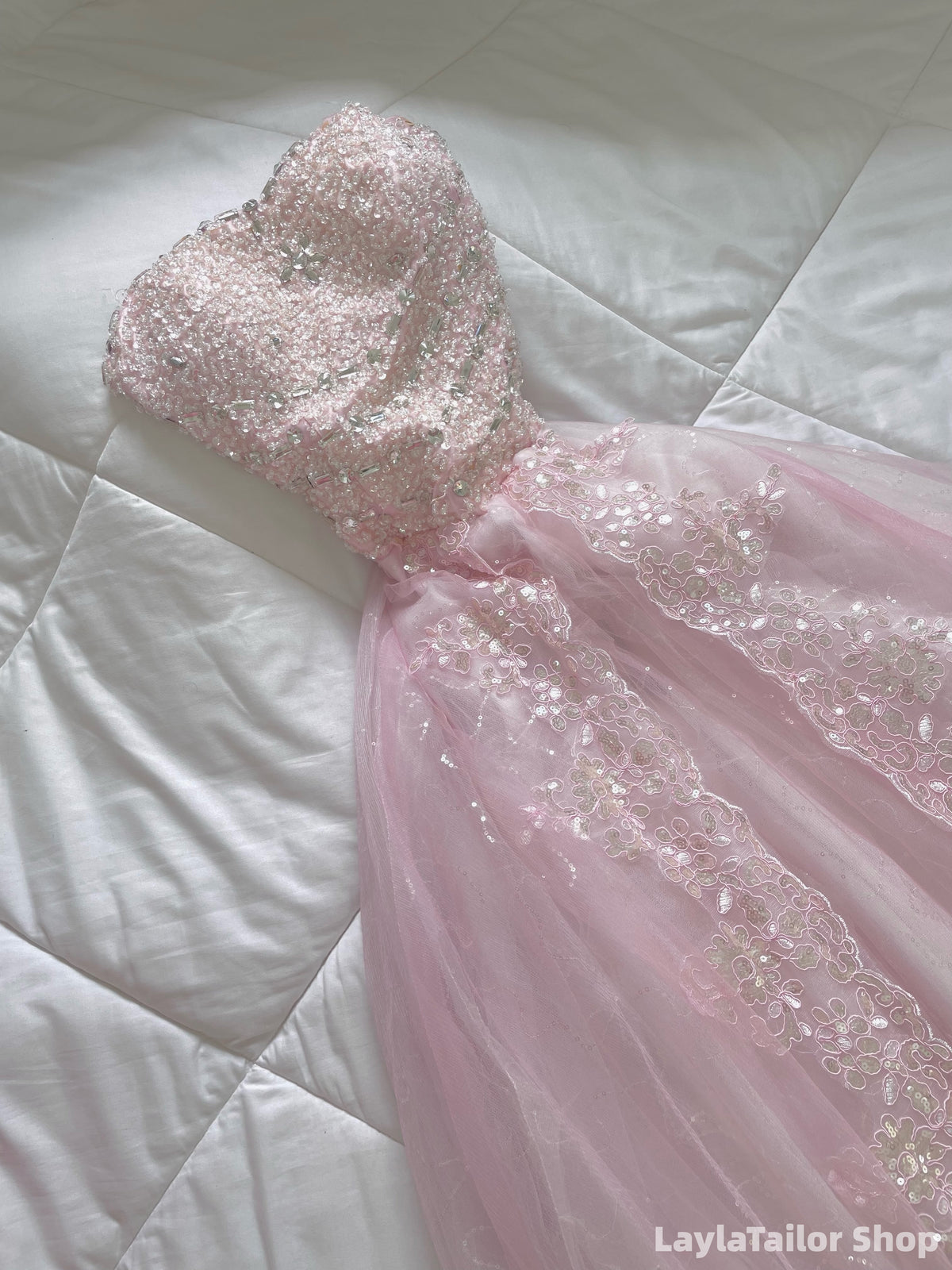 Luxury Pink Beaded Appliques Lace Tulle 17th Birthday Party Dresses LTP82695