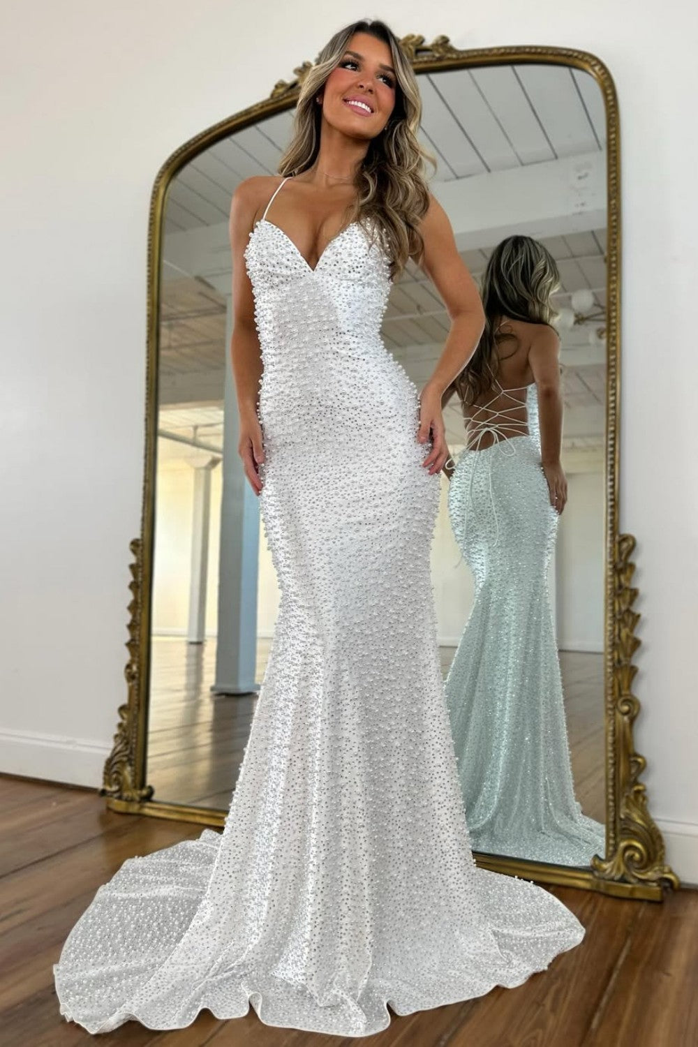 Glamorous Black Pearl Beaded Spaghetti Straps Mermaid Prom Dress