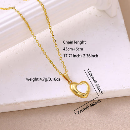 Black and white heart-shaped shell necklace for women