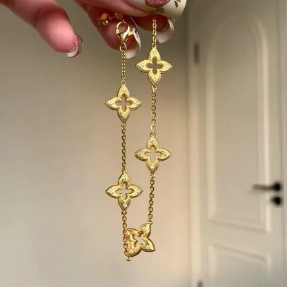Buchi four-leaf clover bracelet for women
