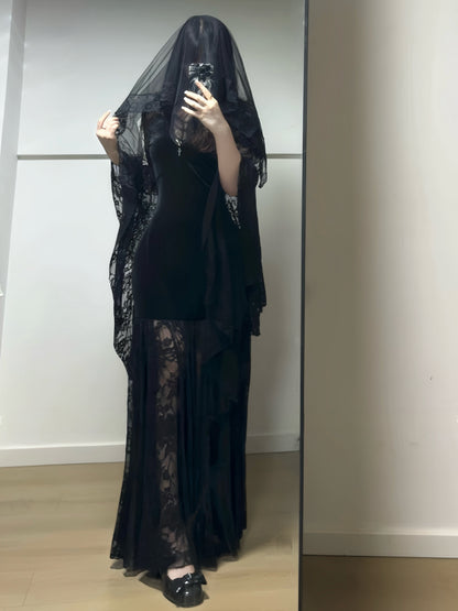 Halloween costume, witch cosplay outfit, sexy V-neck long dress, lace gothic style black dress, velvet prom dress