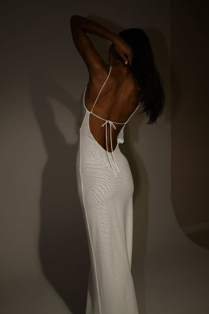 Sexy White V-neck Mermaid Long Prom Dresses