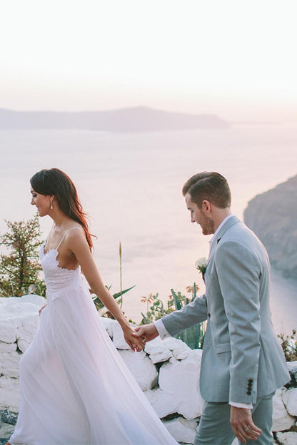 Spaghetti Straps White Lace Wedding Dresses Beach Wedding Gown