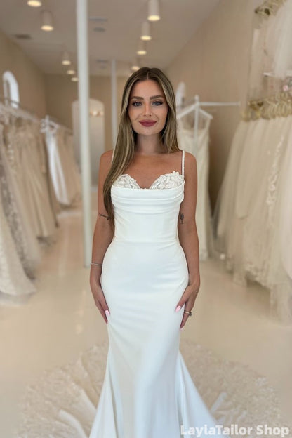 Spaghetti Straps Mermaid White Wedding Dresses With Floral Lace Train