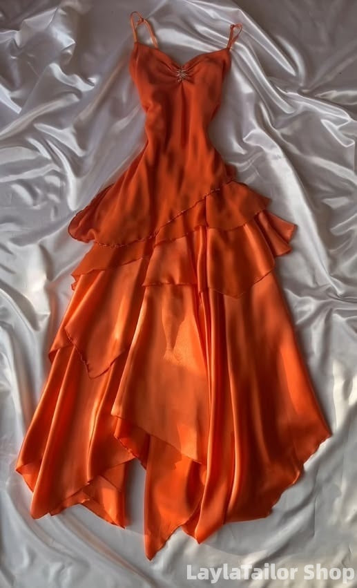 Sunset Ruffle Vintage Prom Dresses Spaghetti Straps V-Neck Party Gown LTP82758