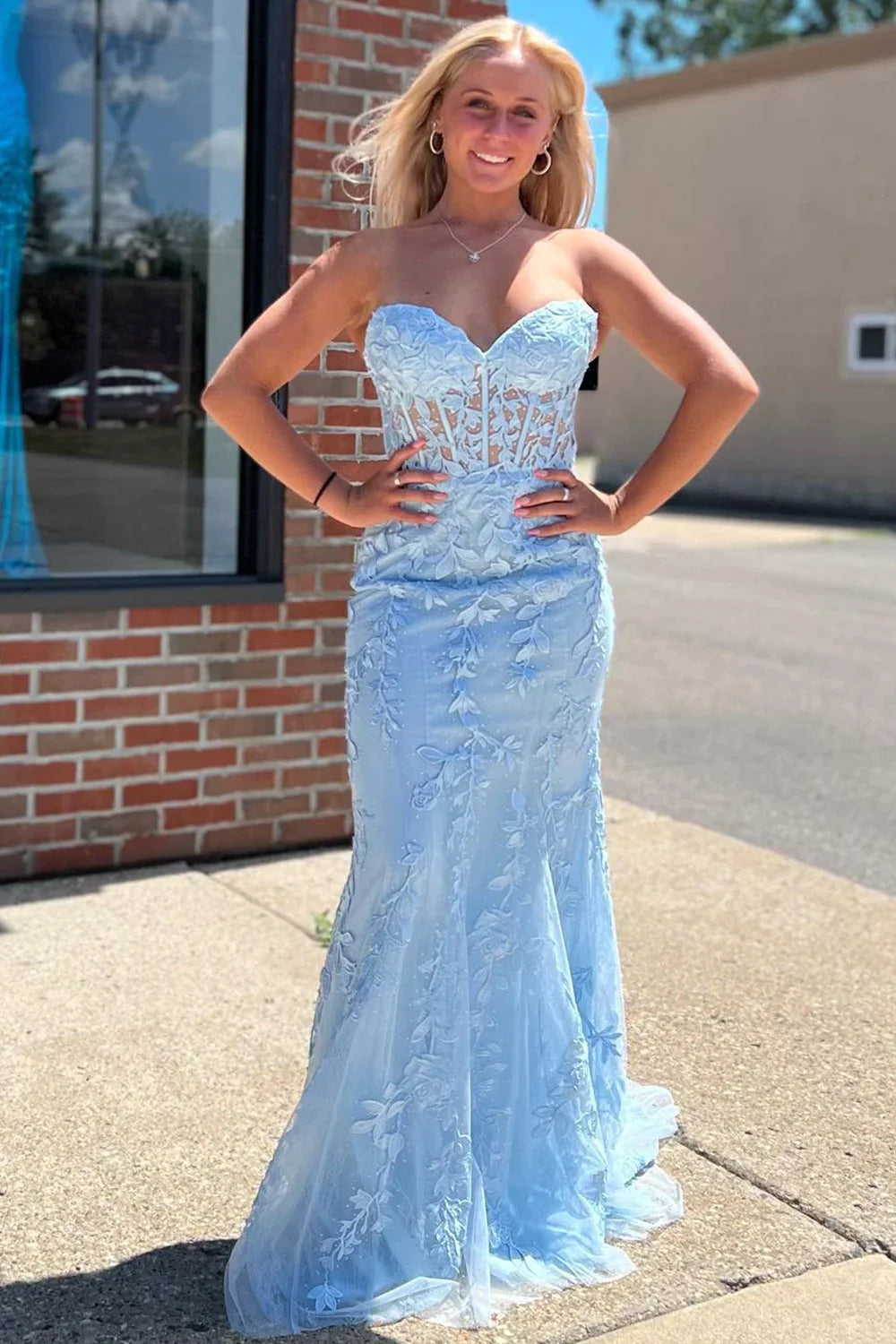 Sleeveless Appliques Mermaid Long Prom Dress